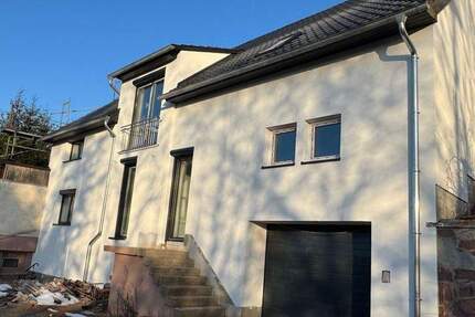 Haus Frankenberg (Eder) Röddenau - 4 Zimmer, 210 m&sup2;, 349.000&euro; | Angebot:25682567