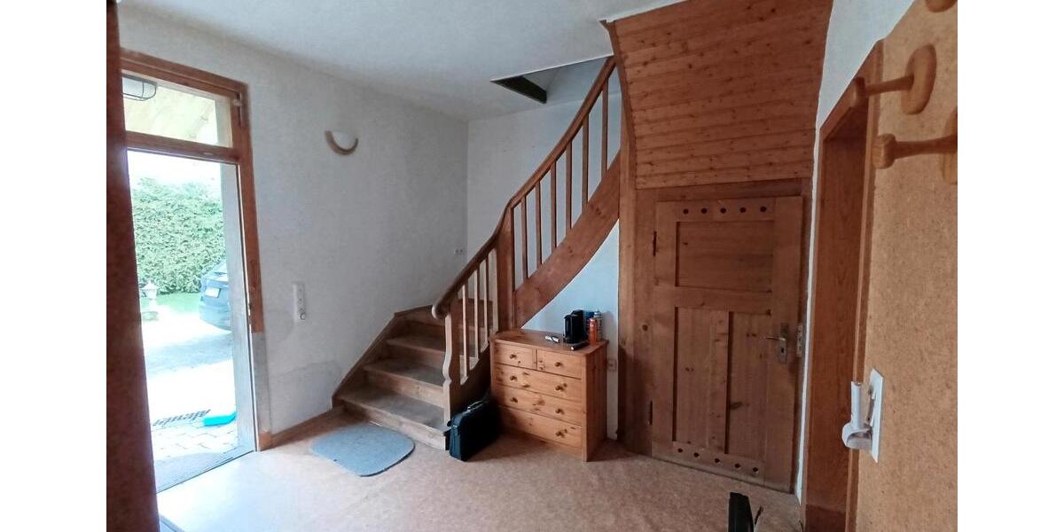 Einfamilienhaus Wetter (Hessen) - 6 Zimmer, 120 m&sup2;, 99.000&euro; | Angebot:25299986