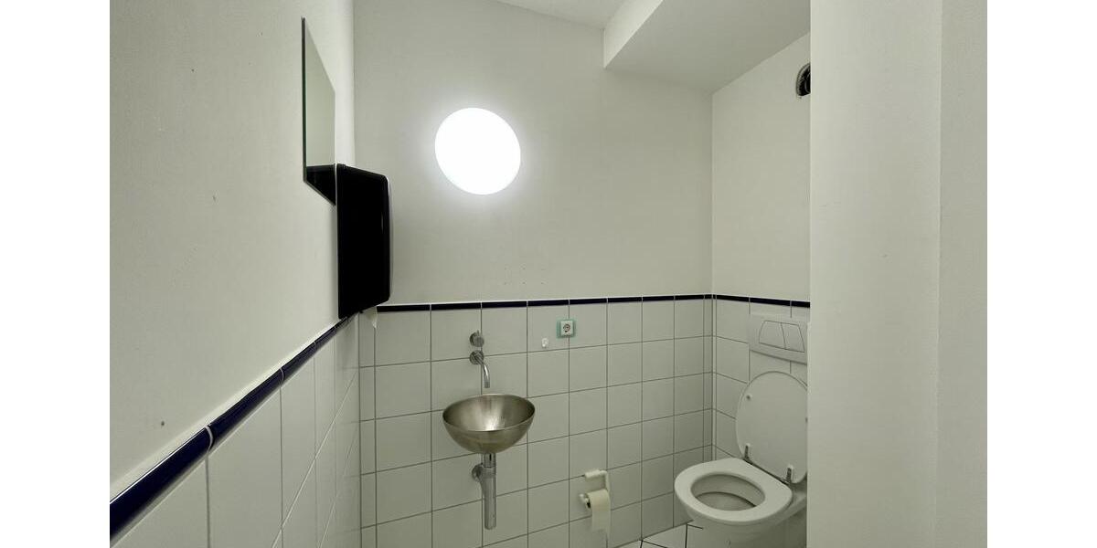 Gewerbeobjekt Frankenberg (Eder) - 2.750&euro; | Angebot:18001884