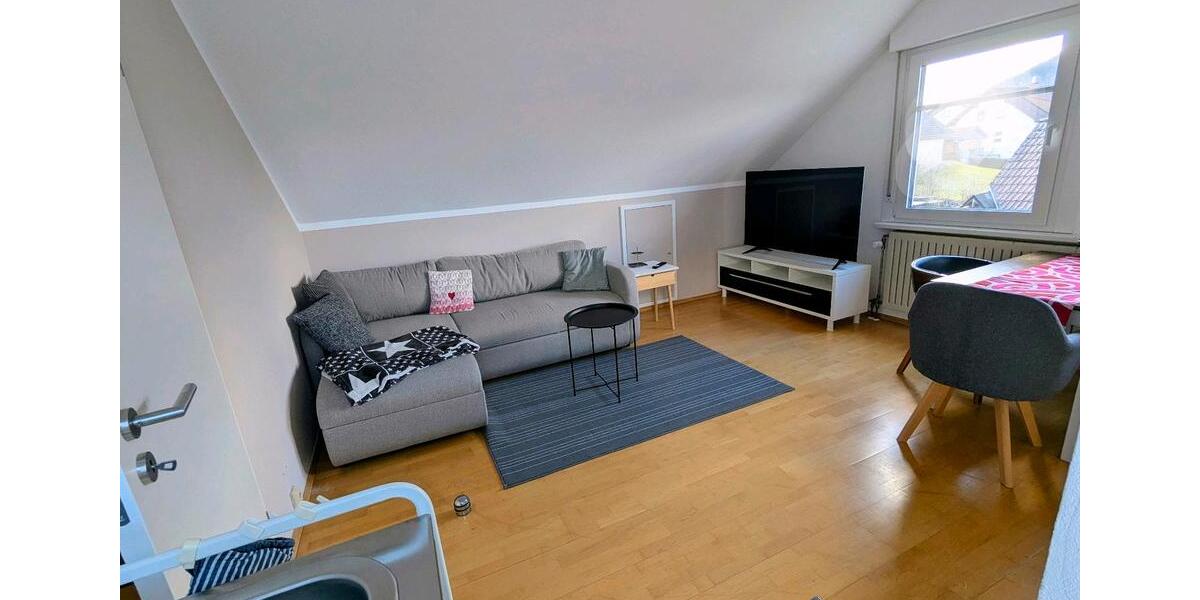 Dachgeschoßwohnung Battenberg (Eder) - 2 Zimmer, 55 m&sup2;, 580&euro; | Angebot:25640925