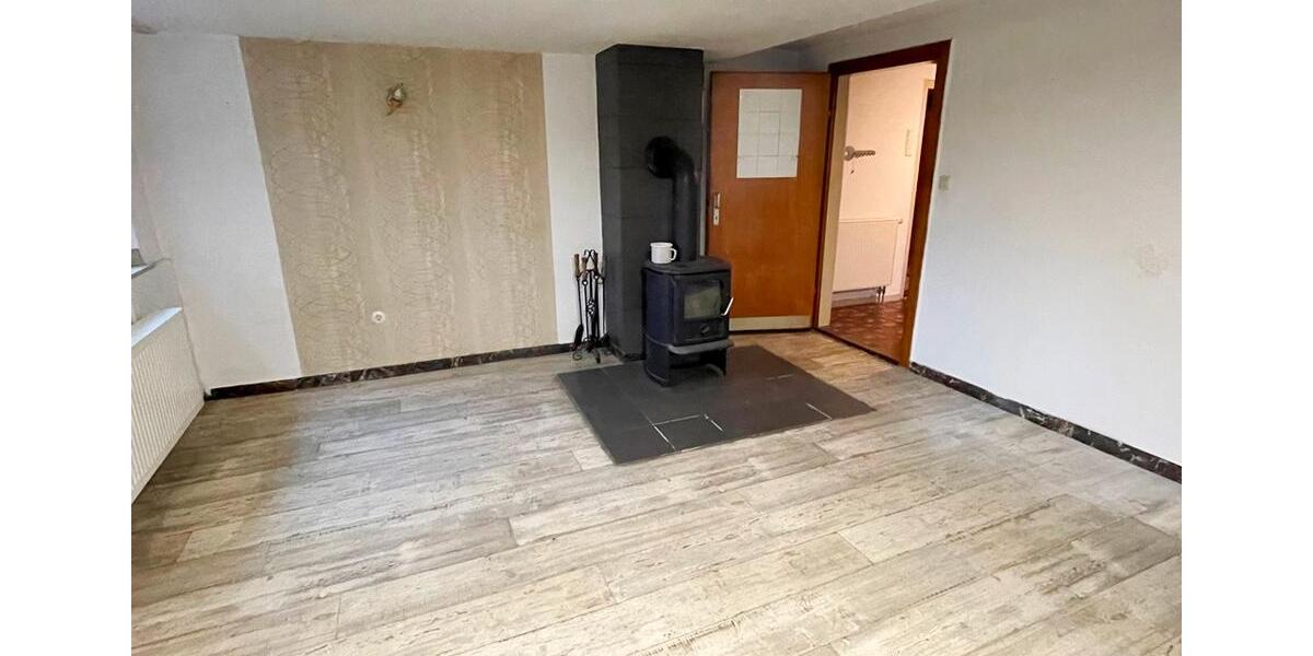 Einfamilienhaus Hohenahr - 4 Zimmer, 100 m&sup2;, 650&euro; | Angebot:25532508