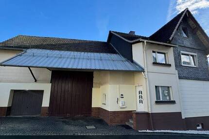 Haus Dautphetal Holzhausen - 4 Zimmer, 114 m&sup2;, 139.000&euro; | Angebot:25682543