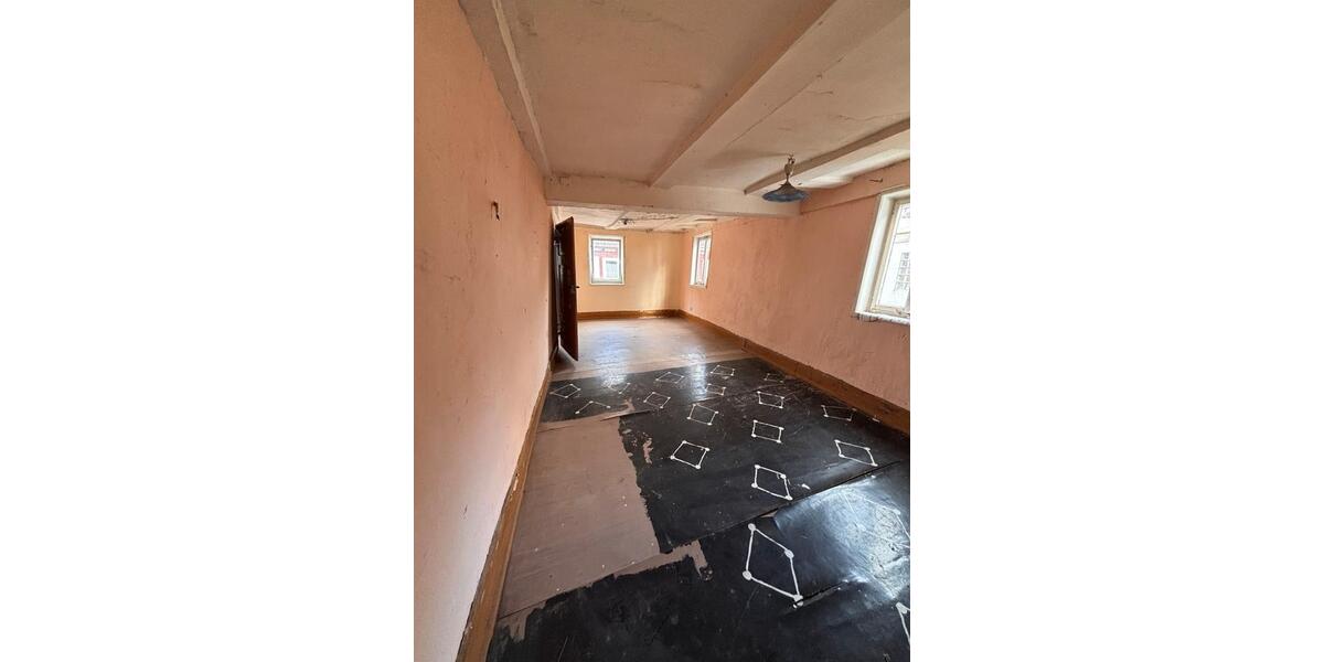 Doppelhaushälfte Rauschenberg - 5 Zimmer, 150 m&sup2;, 55.000&euro; | Angebot:26994055