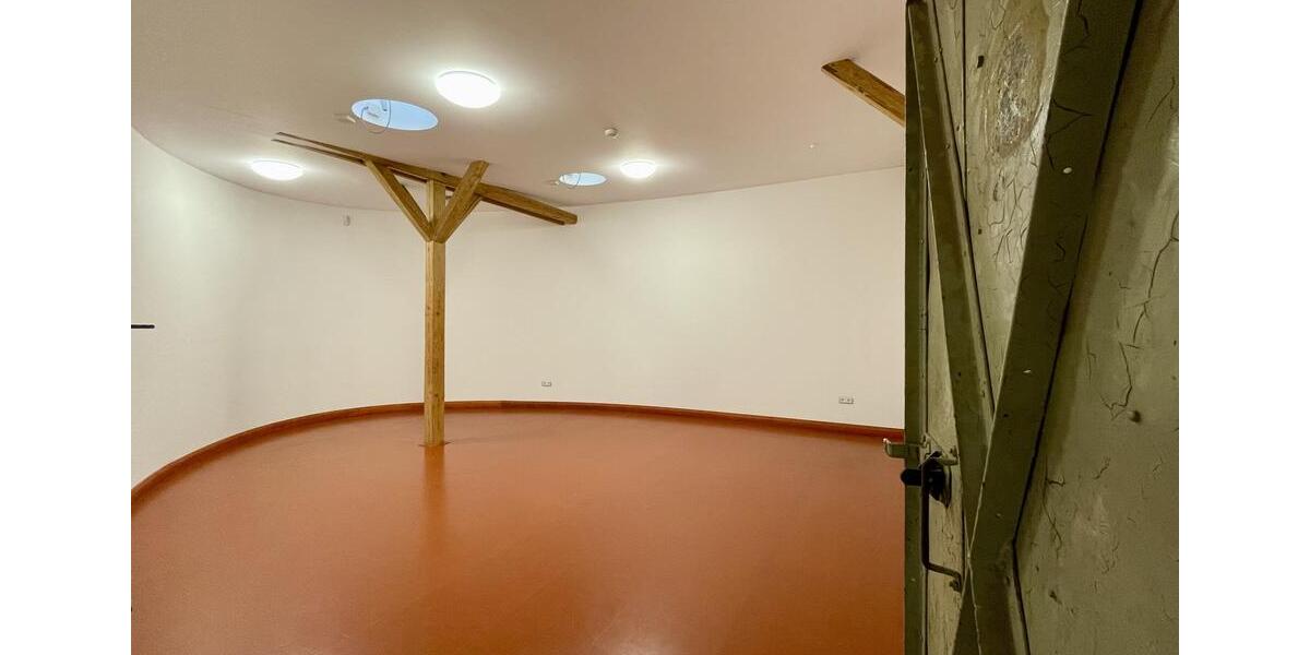 Gewerbeobjekt Frankenberg (Eder) - 2.750&euro; | Angebot:18001884