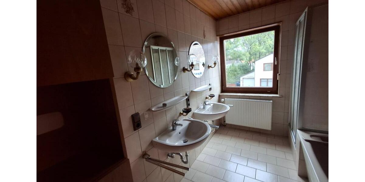 Etagenwohnung Gemünden (Wohra) - 4 Zimmer, 98 m&sup2;, 700&euro; | Angebot:22789563