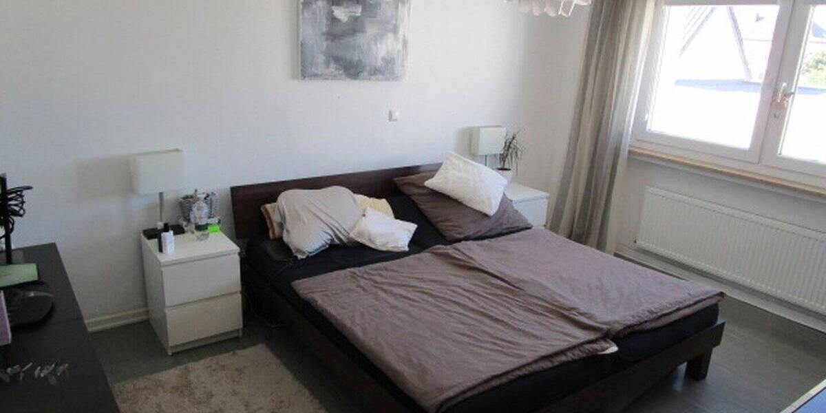 Etagenwohnung Gießen - 3 Zimmer, 91 m&sup2;, 1.100&euro; | Angebot:26794373