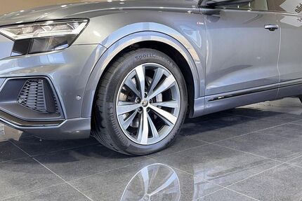 Audi Q8 138.000 km 47.890 &euro; Dautphetal 35232