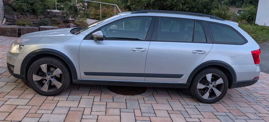 Skoda Octavia 173.000 km 9.999 &euro; Biedenkopf 35216