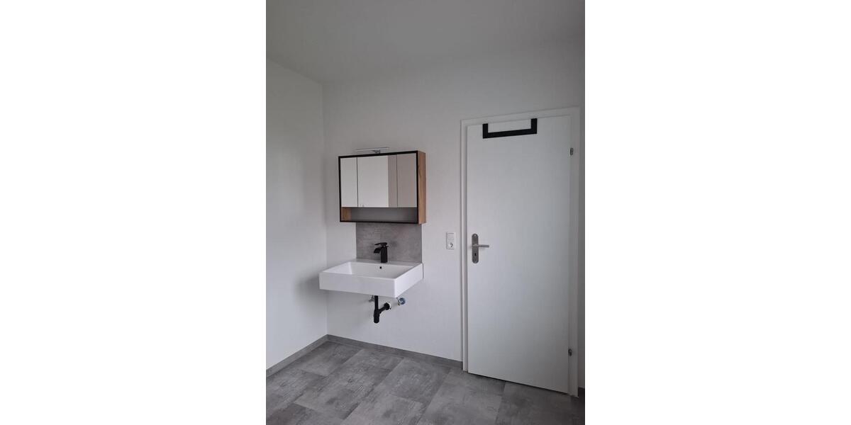 Erdgeschoßwohnung Cölbe - 3 Zimmer, 100 m&sup2;, 990&euro; | Angebot:25899310