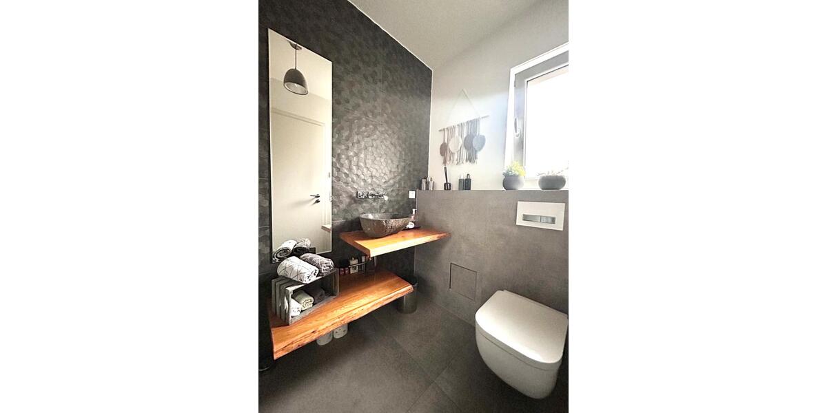 Einfamilienhaus Buseck - 9 Zimmer, 305 m&sup2;, 849.000&euro; | Angebot:26227950