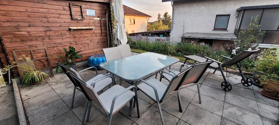 Mehrfamilienhaus, Wohnhaus Mücke - 17 Zimmer, 300 m&sup2;, 319.000&euro; | Angebot:26713975