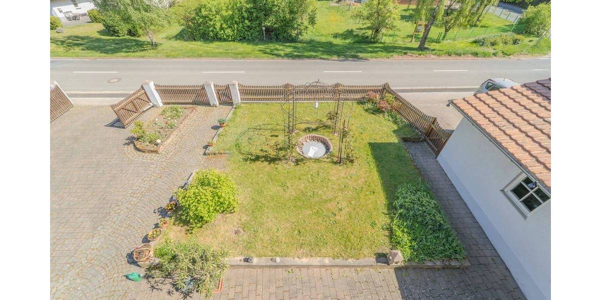 Einfamilienhaus Neustadt (Hessen) / Speckswinkel Speckswinkel - 1 Zimmer, 231 m&sup2;, 299.000&euro; | Angebot:26499671