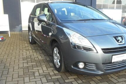 Peugeot 5008 65.000 km 8.990 &euro; Rosenthal 35119