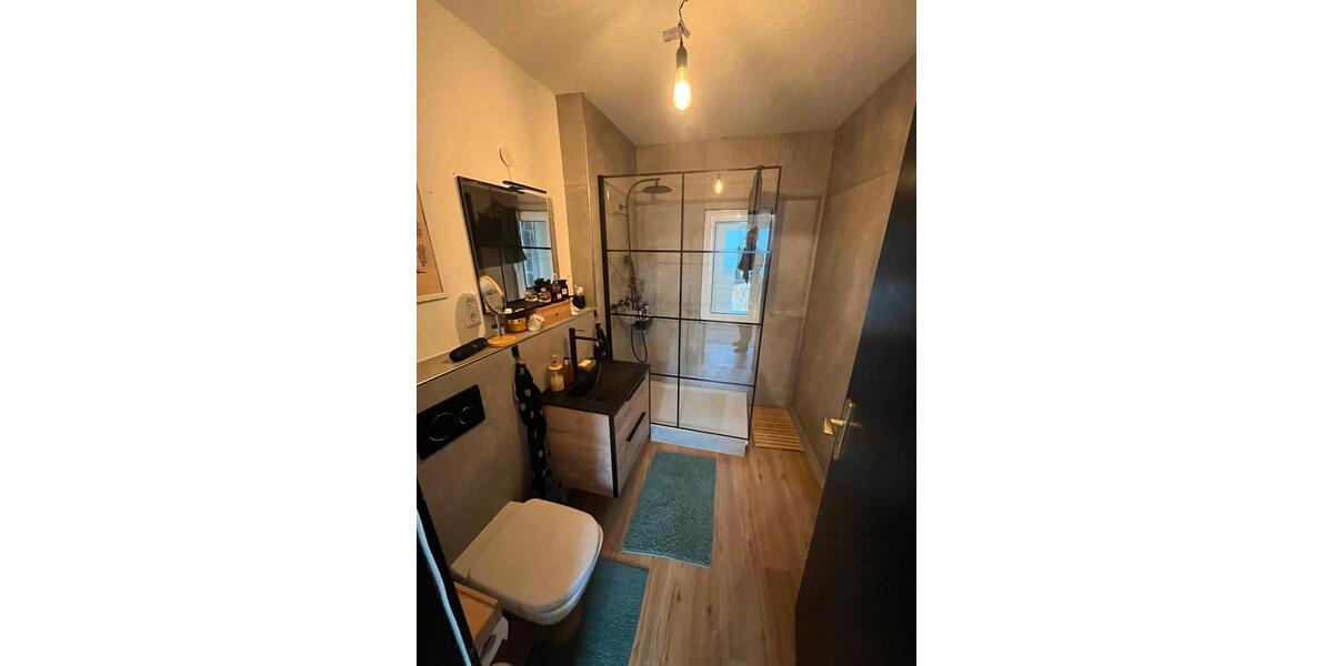 Etagenwohnung Gießen Wieseck - 2.5 Zimmer, 65 m&sup2;, 950&euro; | Angebot:26698327