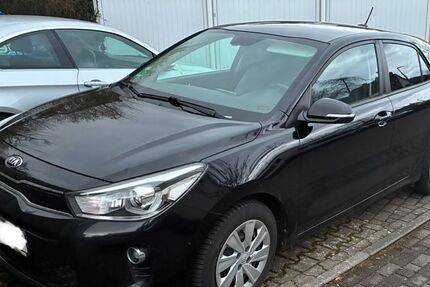 Kia Rio 76.000 km 9.299 &euro; Marburg 35043