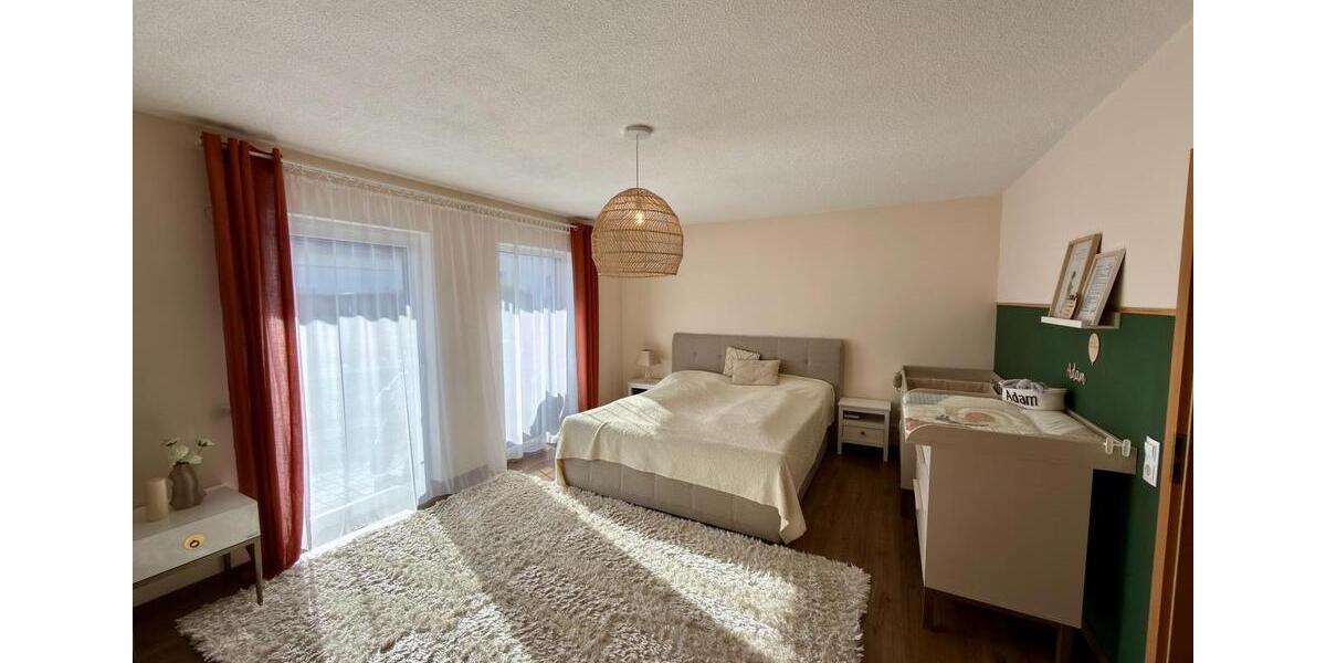 Doppelhaushälfte Bad Laasphe - 6 Zimmer, 140 m&sup2;, 280.000&euro; | Angebot:26790759