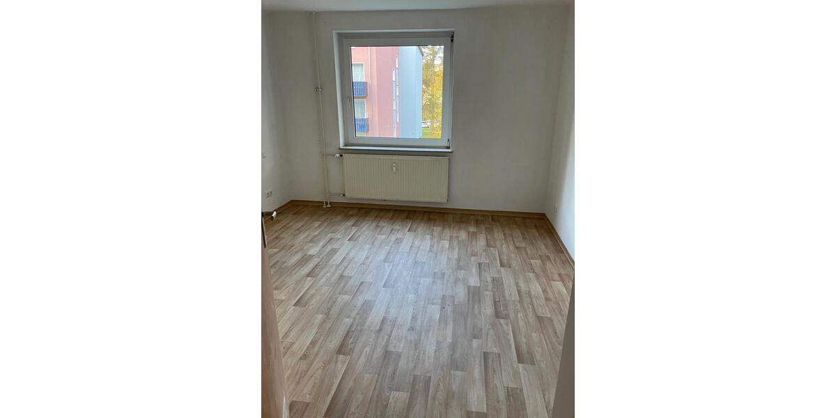 Etagenwohnung Stadtallendorf - 3 Zimmer, 54 m&sup2;, 415&euro; | Angebot:26004732