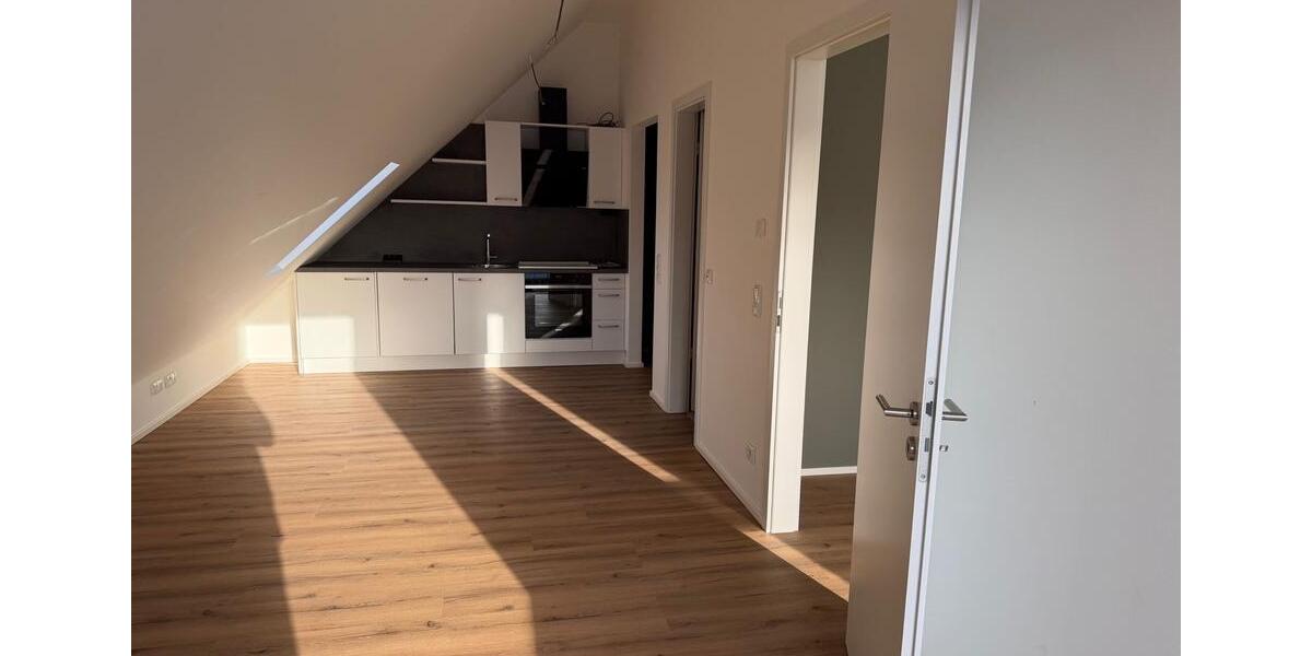 Dachgeschoßwohnung Wettenberg - 2 Zimmer, 40 m&sup2;, 890&euro; | Angebot:25167345