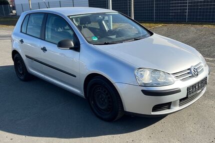 VW Golf 127.379 km 4.790 &euro; Gießen 35398