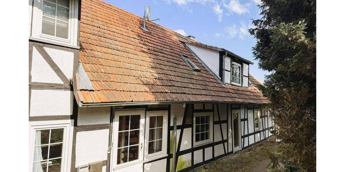 Mehrfamilienhaus, Wohnhaus Frankenberg (Eder) Friedrichshausen - 1 Zimmer, 220 m&sup2;, 150.000&euro; | Angebot:26118046