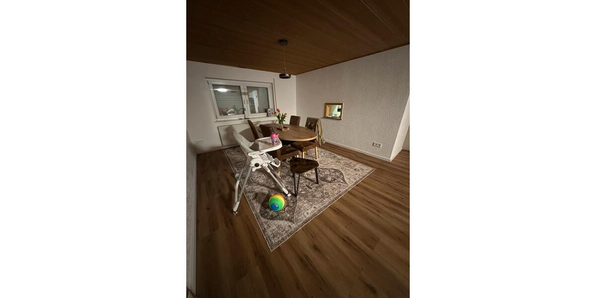 Einfamilienhaus Grünberg - 7 Zimmer, 197 m&sup2;, 320.000&euro; | Angebot:26162364