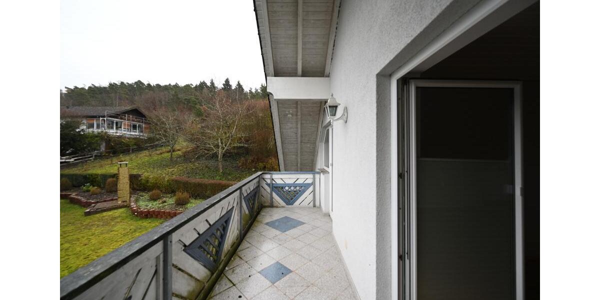 Dachgeschoßwohnung Biedenkopf - 3 Zimmer, 71 m&sup2;, 650&euro; | Angebot:24272281