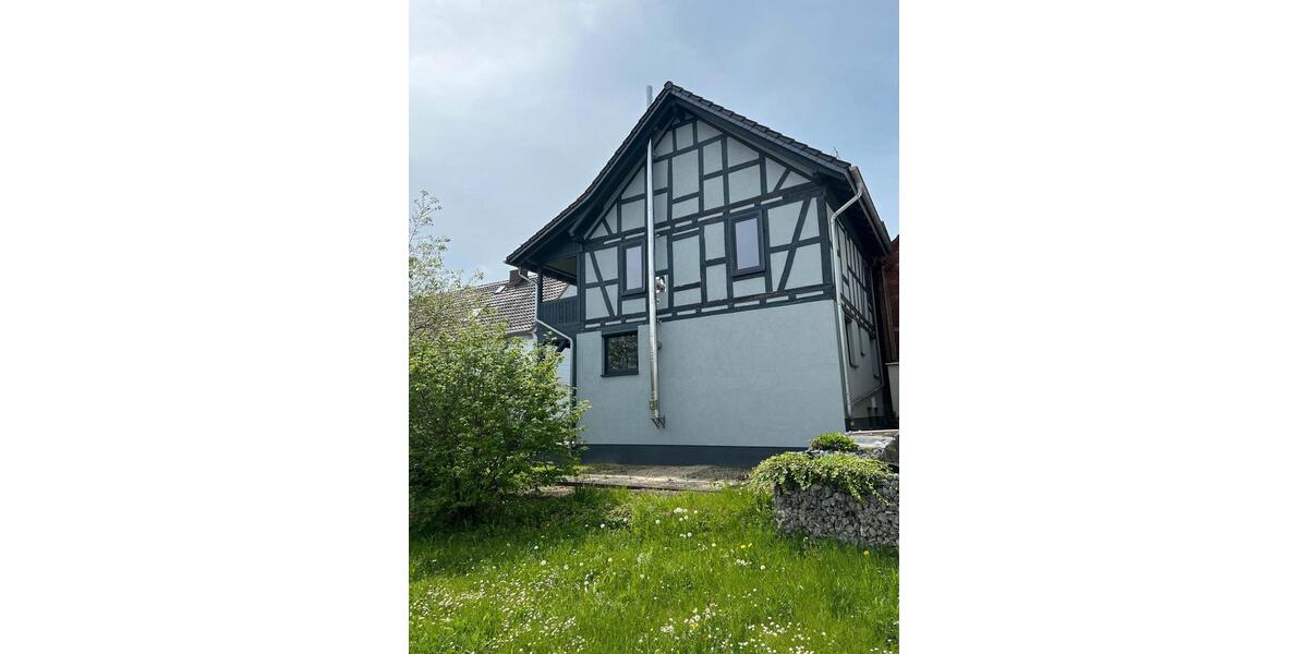 Einfamilienhaus Allendorf (Eder) - 5 Zimmer, 240 m&sup2;, 179.000&euro; | Angebot:26721247