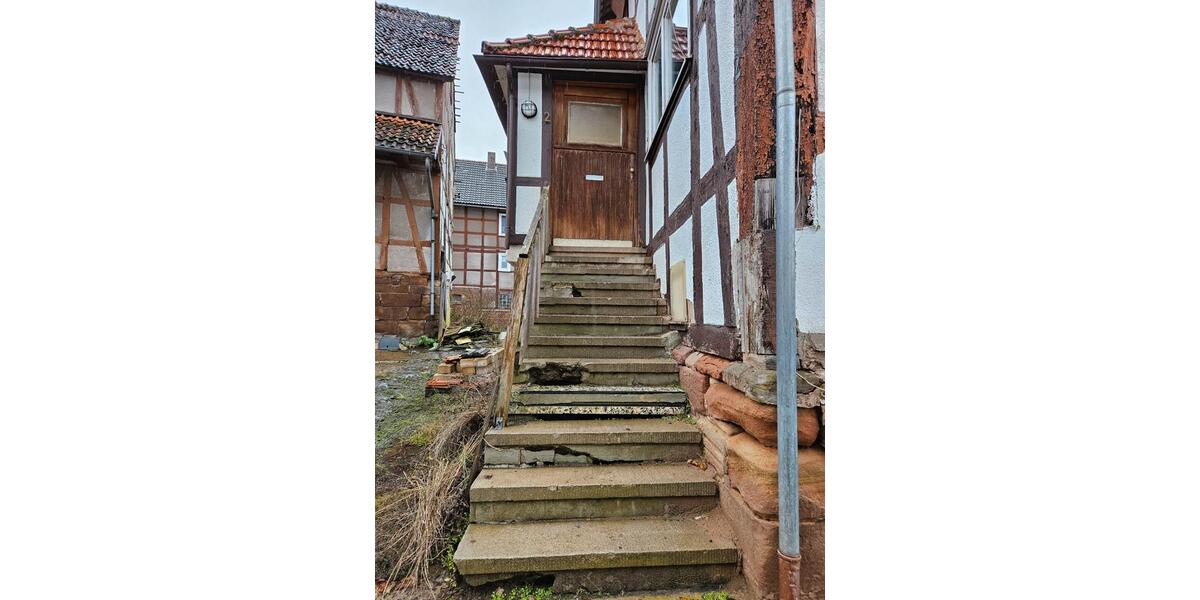 Einfamilienhaus Frankenberg (Eder) - 7 Zimmer, 120 m&sup2;, 21.999&euro; | Angebot:26099651