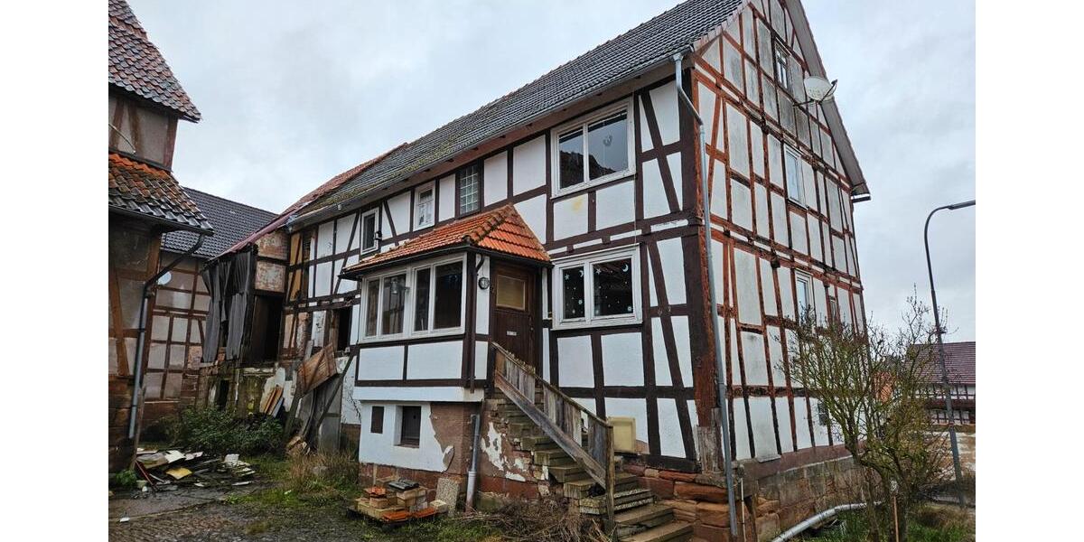 Einfamilienhaus Frankenberg (Eder) - 7 Zimmer, 120 m&sup2;, 21.999&euro; | Angebot:26099651