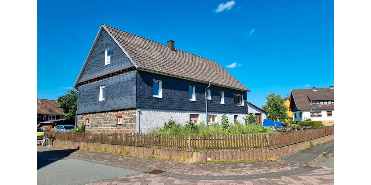Einfamilienhaus Allendorf (Eder) - 6 Zimmer, 130 m&sup2;, 180.000&euro; | Angebot:26689363