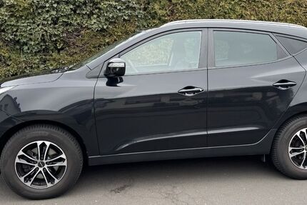 Hyundai ix35 123.500 km 7.950 &euro; Heuchelheim bei Gießen 35452