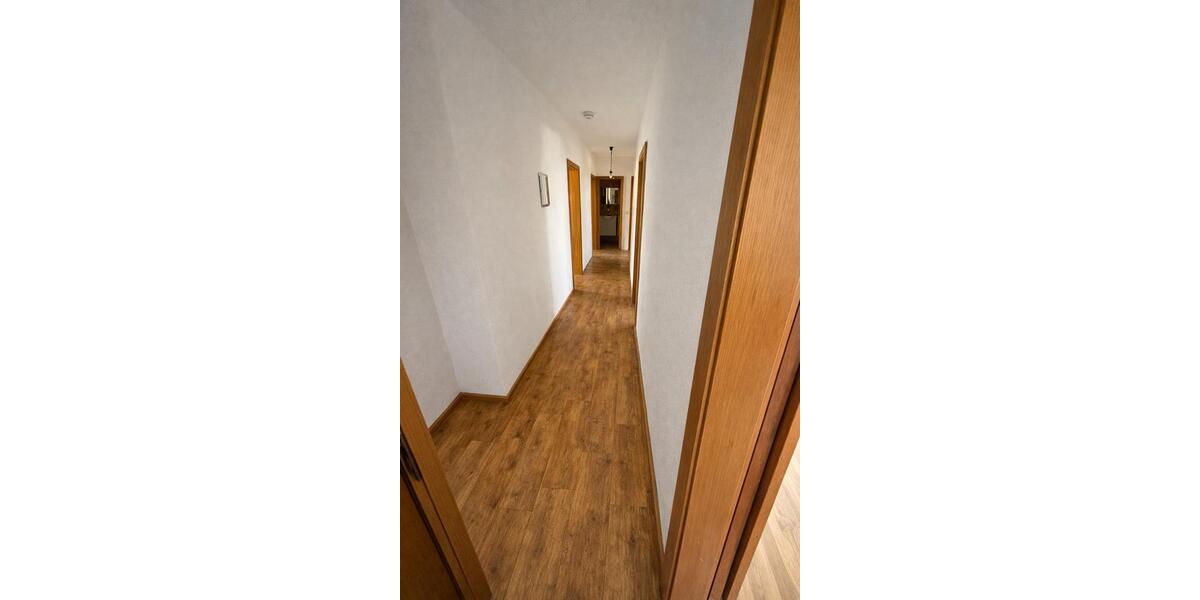 Etagenwohnung Gießen Anneröder Siedlung - 4 Zimmer, 83 m&sup2;, 1.100&euro; | Angebot:25655267