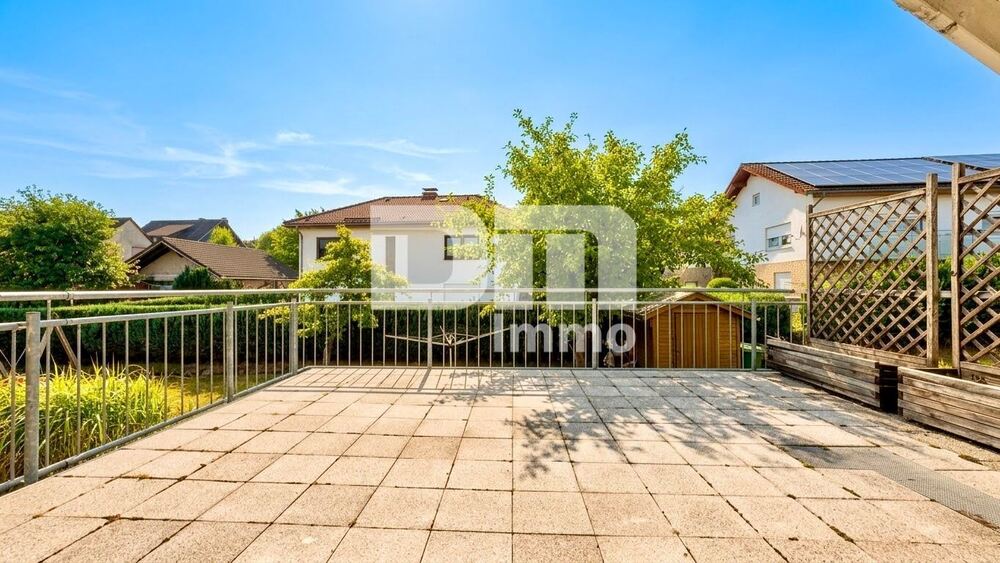 Großzügiges Ein- bis Zweifamilienhaus mit Terrasse und großem Garten - Einfamilienhaus Allendorf (Eder) | Angebot:27298317