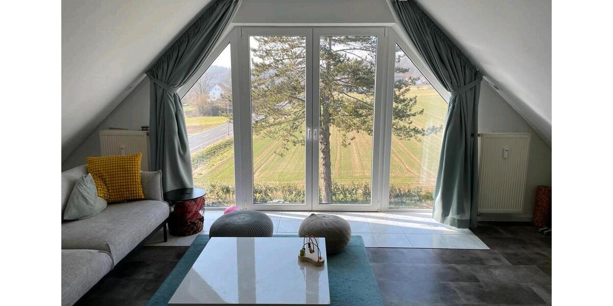 Dachgeschoßwohnung Marburg Cappel - 4 Zimmer, 144 m&sup2;, 1.200&euro; | Angebot:26243012