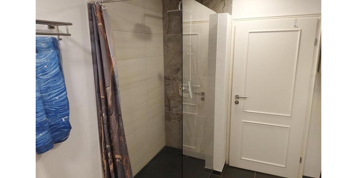 Etagenwohnung Münchhausen - 8 Zimmer, 130 m&sup2;, 1.150&euro; | Angebot:25701477