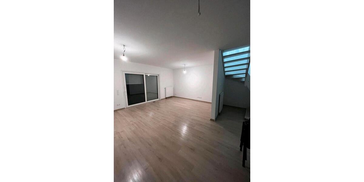 Doppelhaushälfte Bad Laasphe - 4 Zimmer, 109 m&sup2;, 399.000&euro; | Angebot:26042637