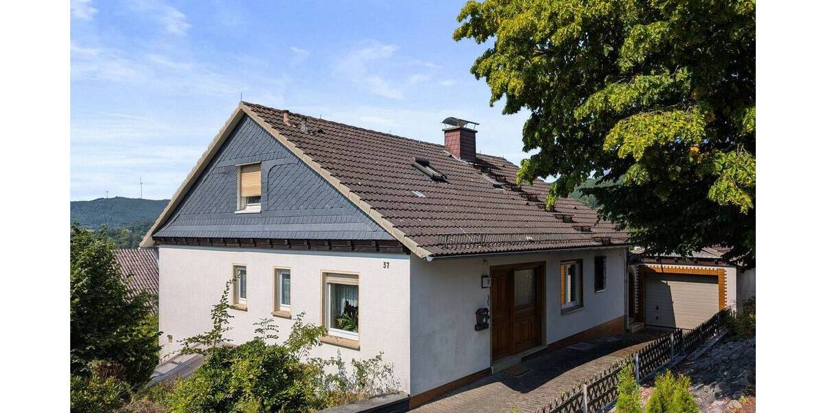 Einfamilienhaus Bad Laasphe - 6 Zimmer, 183 m&sup2;, 289.000&euro; | Angebot:25775252
