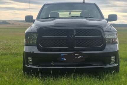 Dodge RAM 68.500 km 32.900 &euro; Kirtorf 36320