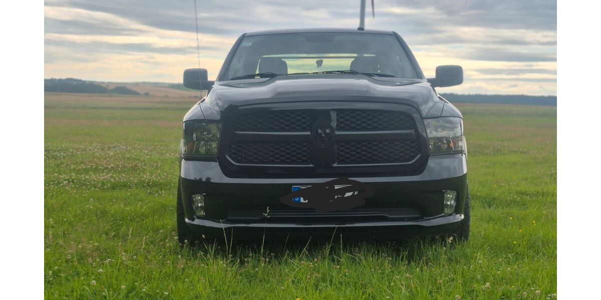 Dodge RAM 68.500 km 32.900 &euro; Kirtorf 36320