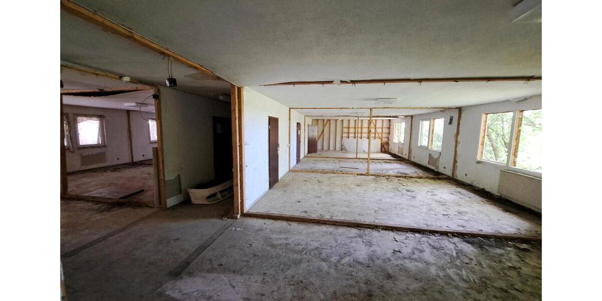 Mehrfamilienhaus, Wohnhaus Cölbe - 30 Zimmer, 500 m&sup2;, 199.000&euro; | Angebot:23759431