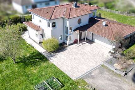 Haus Ebsdorfergrund / Beltershausen Beltershausen - 7 Zimmer, 192 m&sup2;, 629.000&euro; | Angebot:26199120