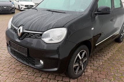 Renault Twingo 90.639 km 7.599 &euro; Allendorf Eder 35108