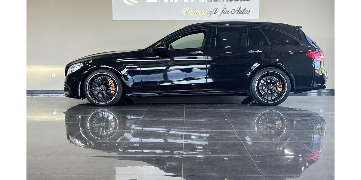 Mercedes-Benz C 63 AMG 90.000 km 56.896 &euro; Dautphetal 35232