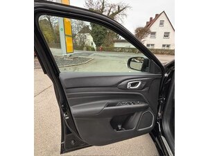 Jeep Compass Plug in Hybrid 177kW Summit 4xe 24.930 km 34.999 &euro; Battenberg 35088