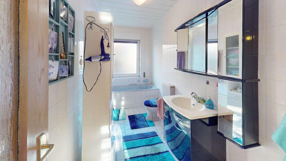 Einfamilienhaus Biedenkopf - 5 Zimmer, 140 m&sup2;, 850&euro; | Angebot:24851928