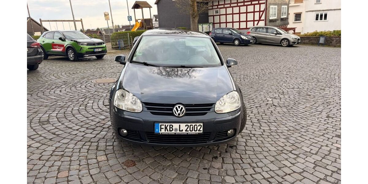 VW Golf 261.500 km 2.000 &euro; Battenberg 35088