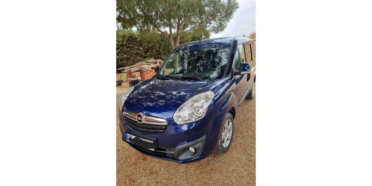 Opel Combo 118.000 km 9.800 &euro; Angelburg 35719