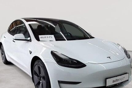 Tesla Model 3 52.626 km 28.490 &euro; Fernwald-Steinbach 35463