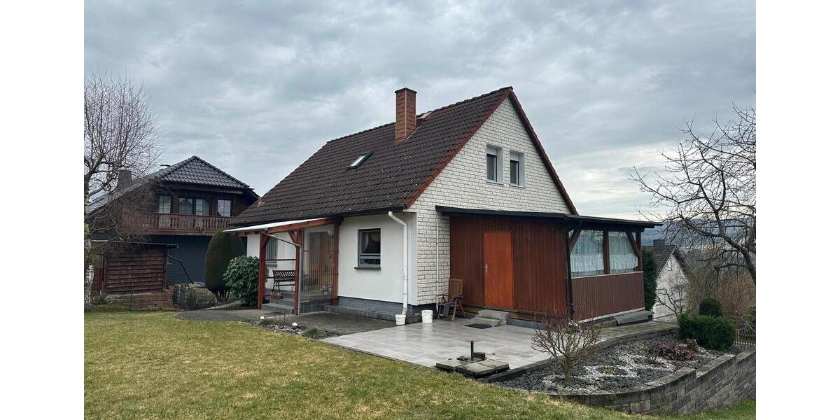 Einfamilienhaus Hatzfeld (Eder) - 7 Zimmer, 120 m&sup2;, 320.000&euro; | Angebot:25956747