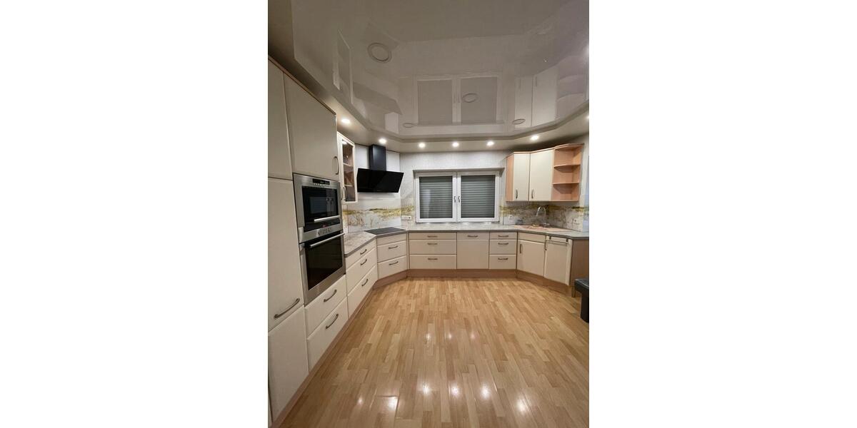 Bungalow Frankenberg (Eder) - 5 Zimmer, 200 m&sup2;, 450.000&euro; | Angebot:25872903